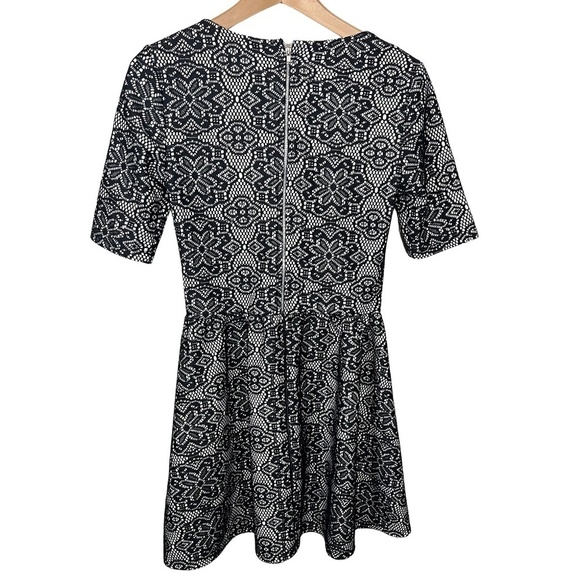 Cappuccino size small lace overlay A-line dress - Picture 3 of 4